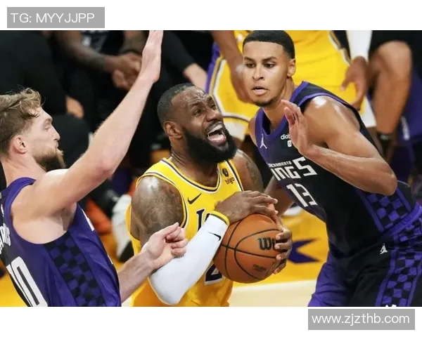 湖人快船激战现场全景回顾球迷热情高涨精彩瞬间不容错过